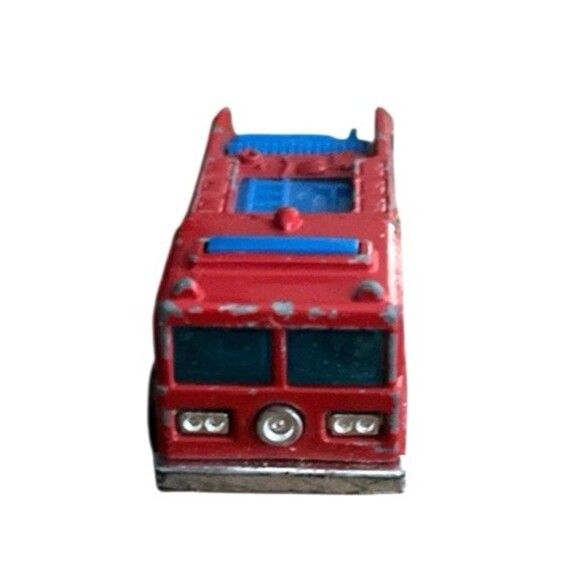 Vintage Hot Wheels Fire-Eater 51 Fire Engine Truck 1976 Hong Kong Blackwalls - Picture 2 of 5